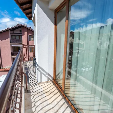 House Ema 4 Μπάνσκο